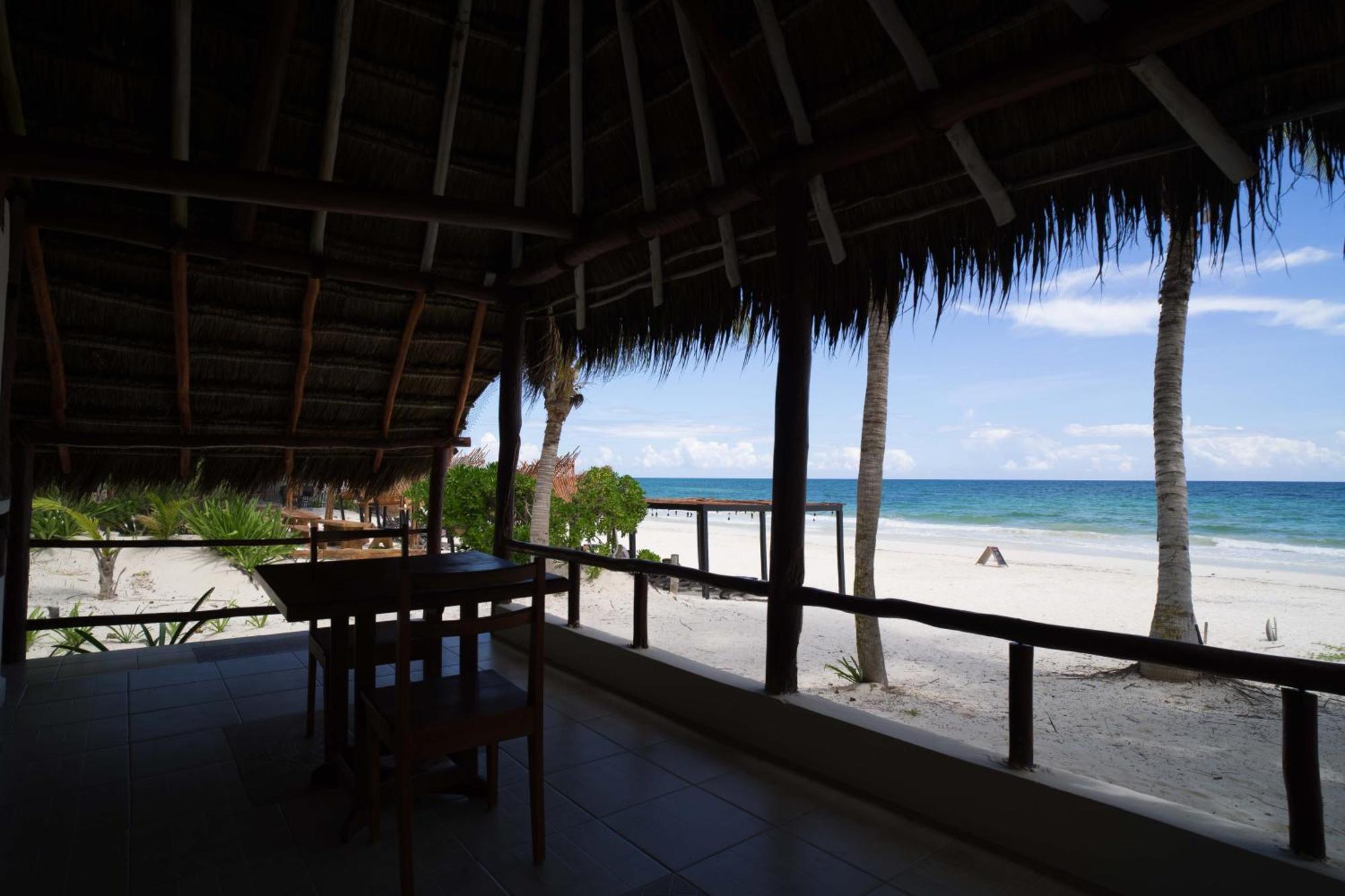 Bt Live Tulum Located At The Party Zone Hotell Eksteriør bilde