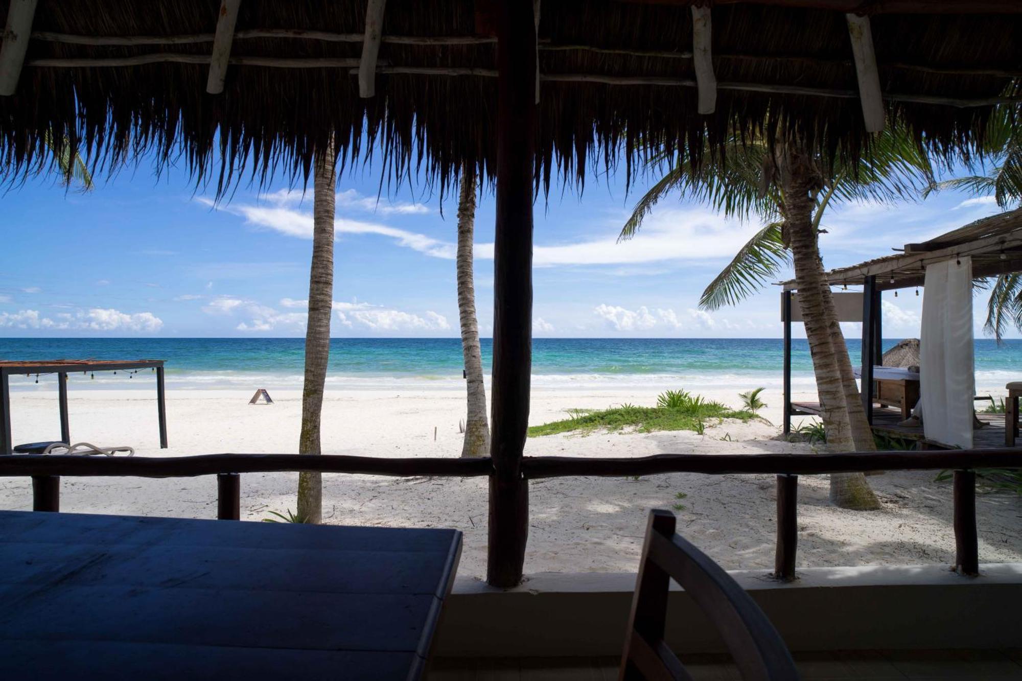 Bt Live Tulum Located At The Party Zone Hotell Eksteriør bilde