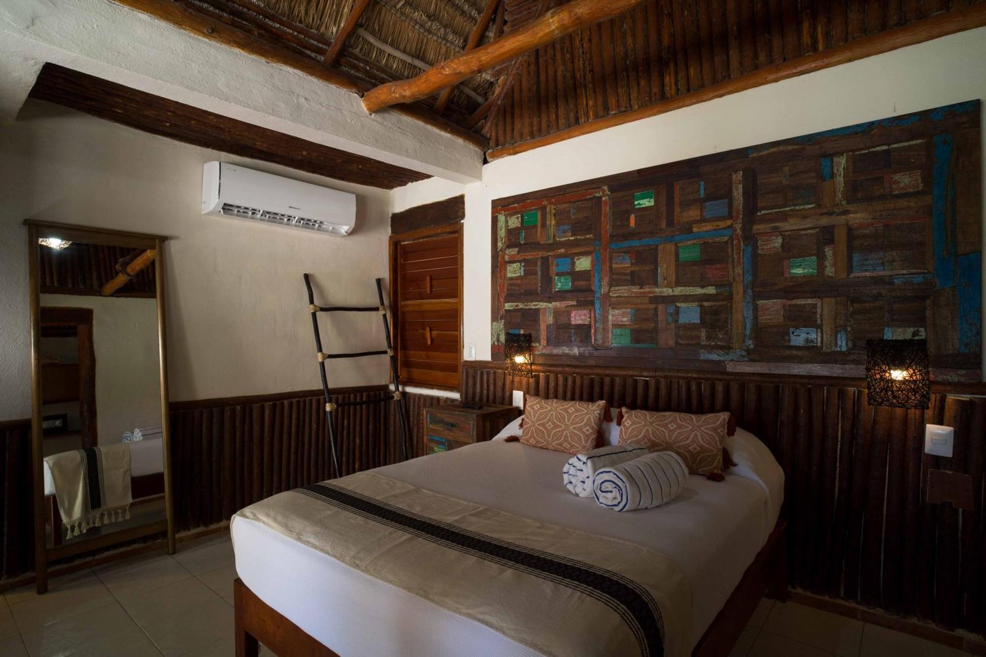 Bt Live Tulum Located At The Party Zone Hotell Eksteriør bilde