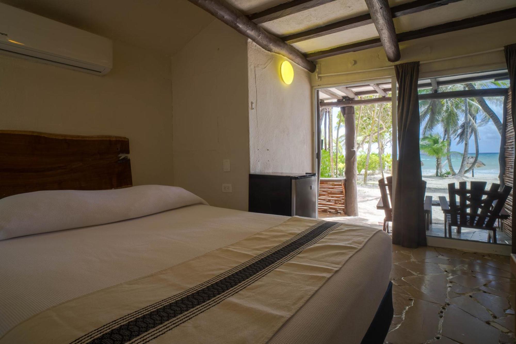 Bt Live Tulum Located At The Party Zone Hotell Eksteriør bilde