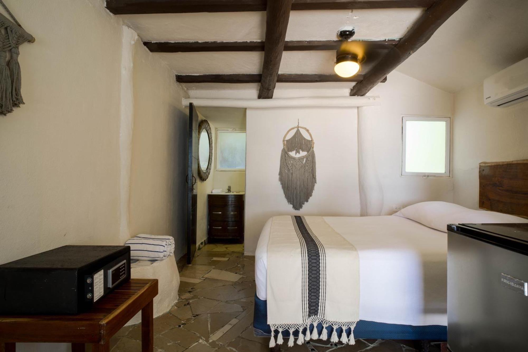 Bt Live Tulum Located At The Party Zone Hotell Eksteriør bilde