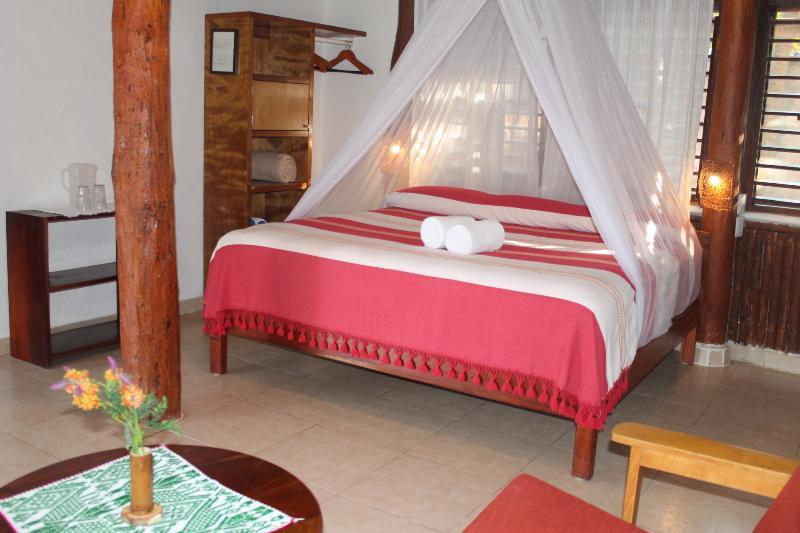 Bt Live Tulum Located At The Party Zone Hotell Eksteriør bilde